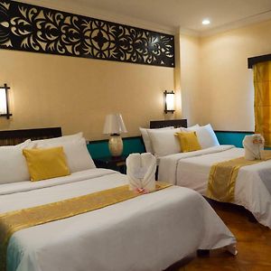 Deluxe Zimmer mit Kingsize-Bett
